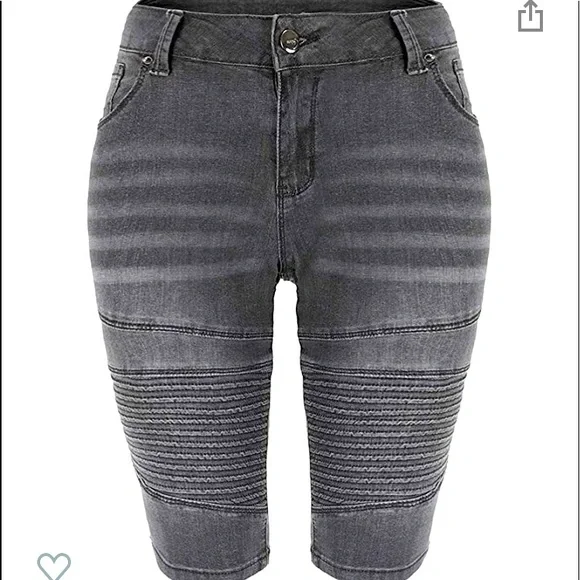 *****Brand New W/No Tag***** Thunder Star, Denim Bermuda Knee Length Shorts. - Picture 2 of 7